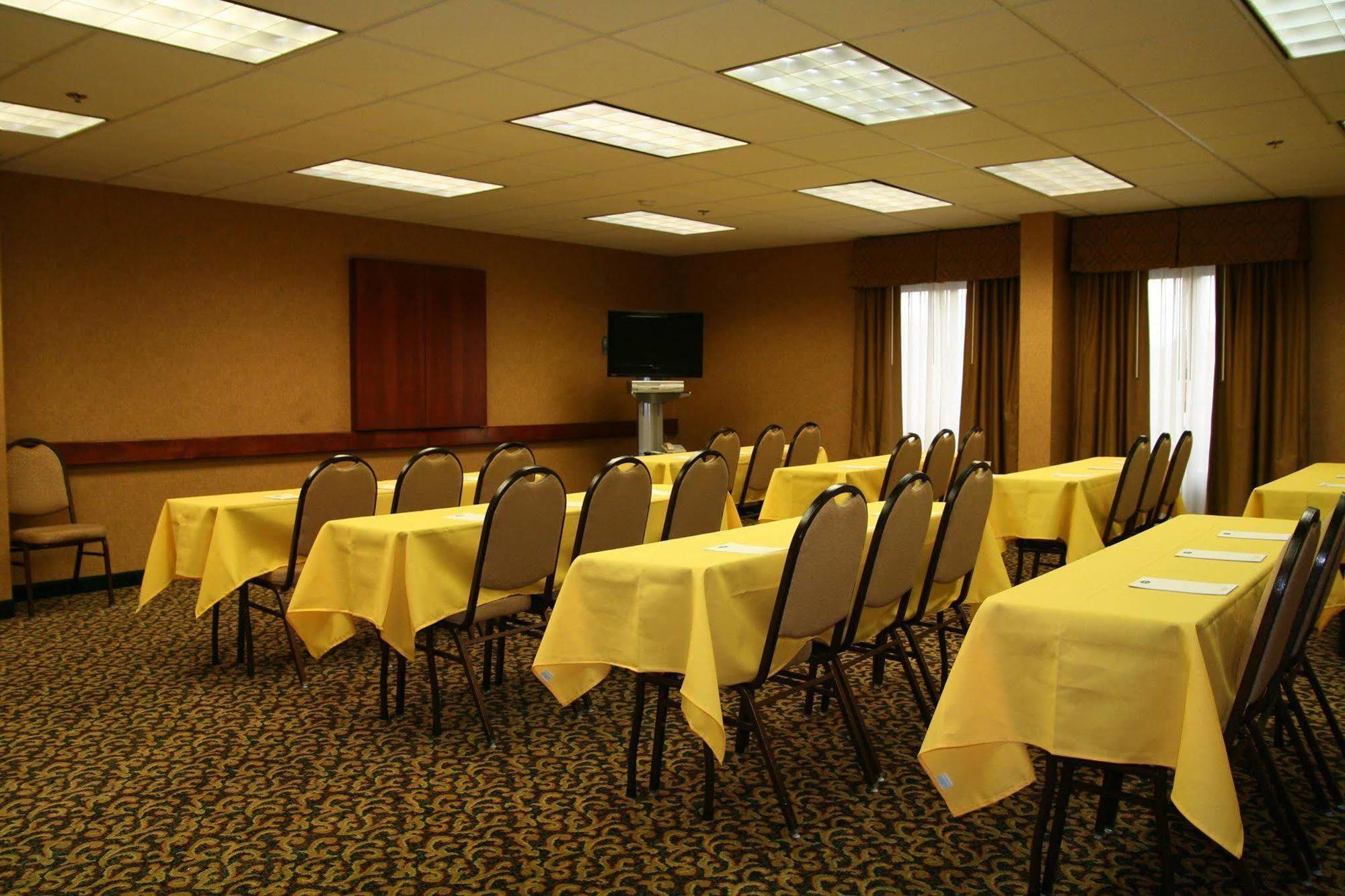 Hampton Inn Corinth Udogodnienia zdjęcie